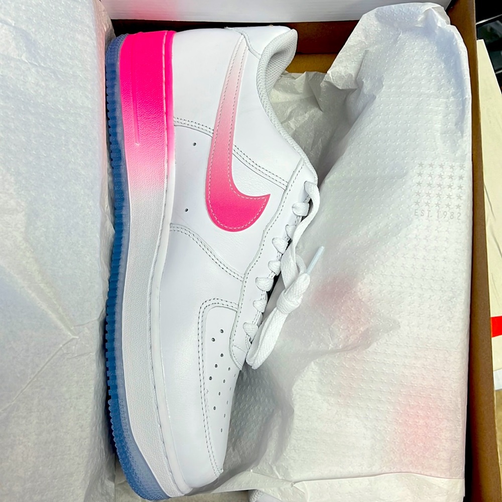 Men Nike AF1’s sneakers! - Picture 1 of 4